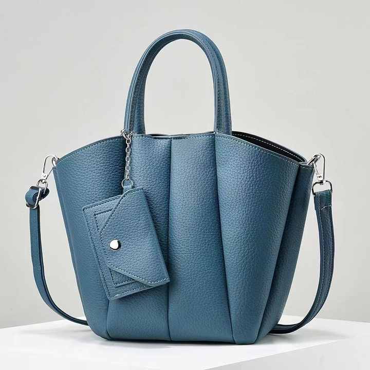 Shell Medium Blue Bag