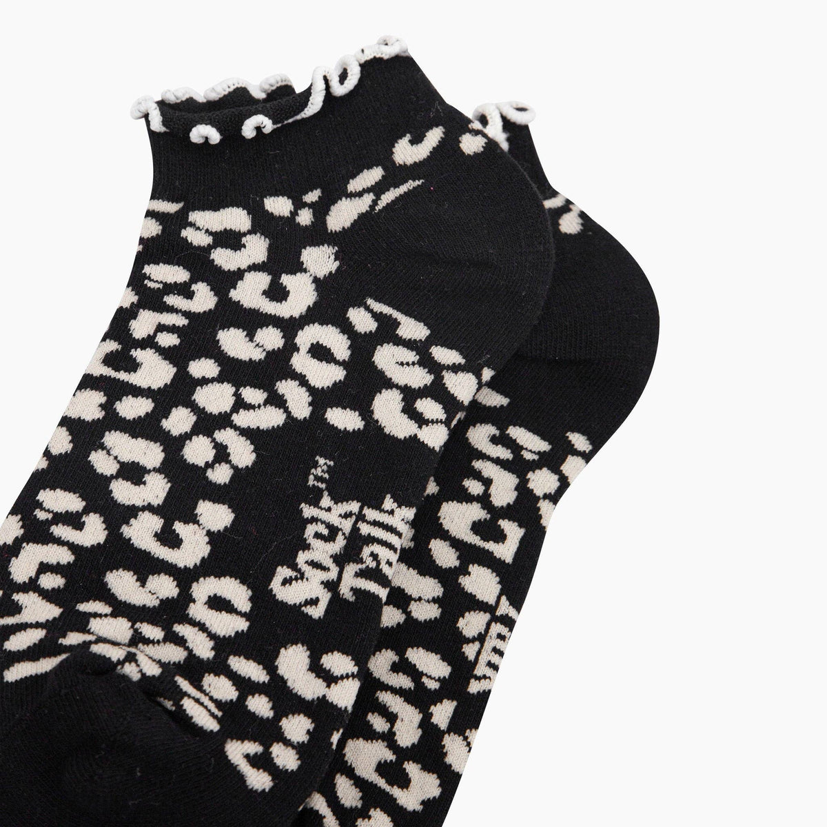 Leopard Print Frilled Combed Cotton Trainer Socks in Black: UK 3-7 | EU 36-40 | US 5-9